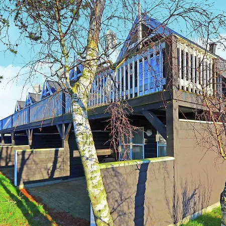 Two-bedroom Holiday In 7 Holiday home *