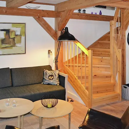 בית נופש Two-bedroom Holiday In 7 בלבאנד